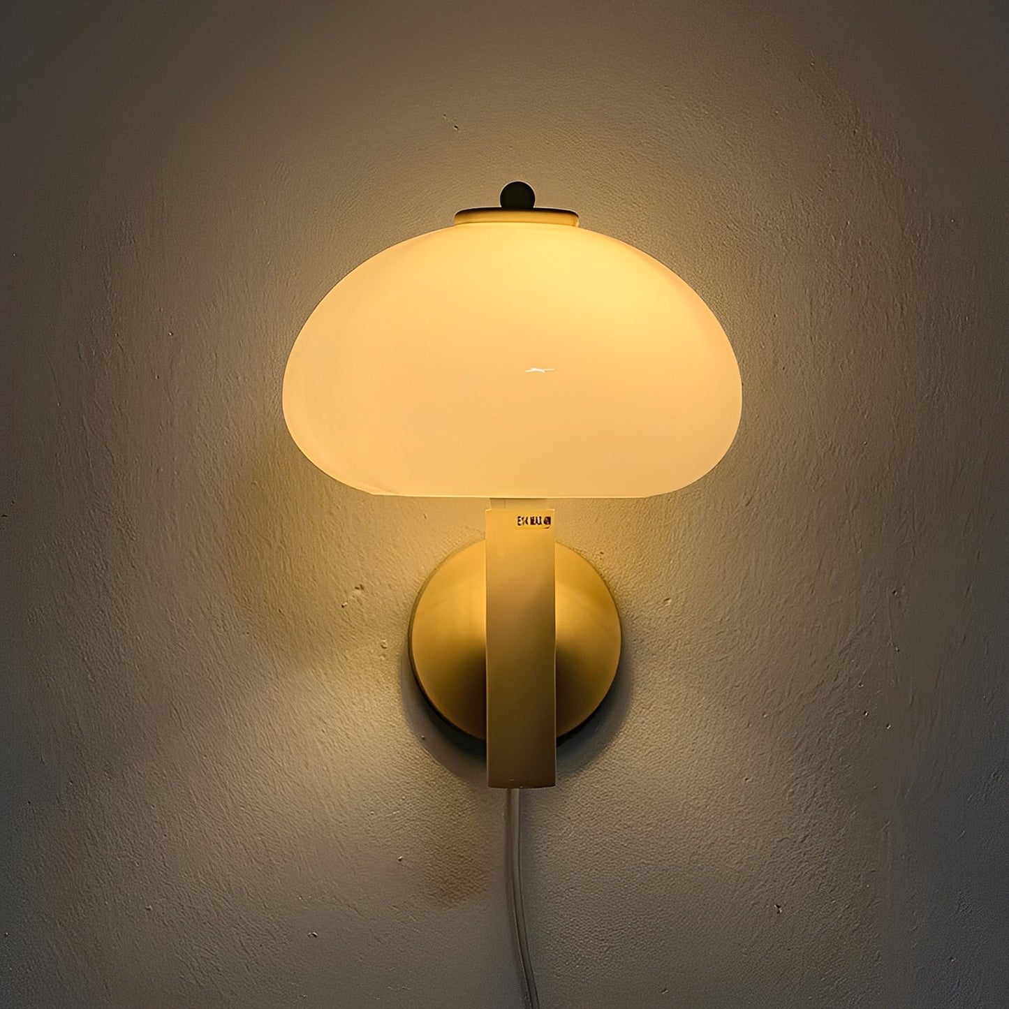 Thea – Vintage Pilz-Wandlampe