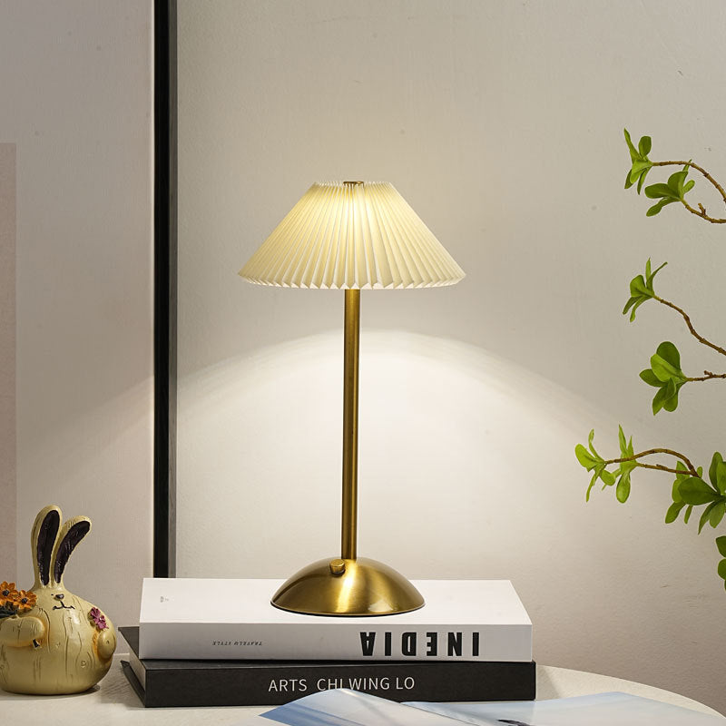 Cleah – Klappbare Nachttischlampe mit Ladestation