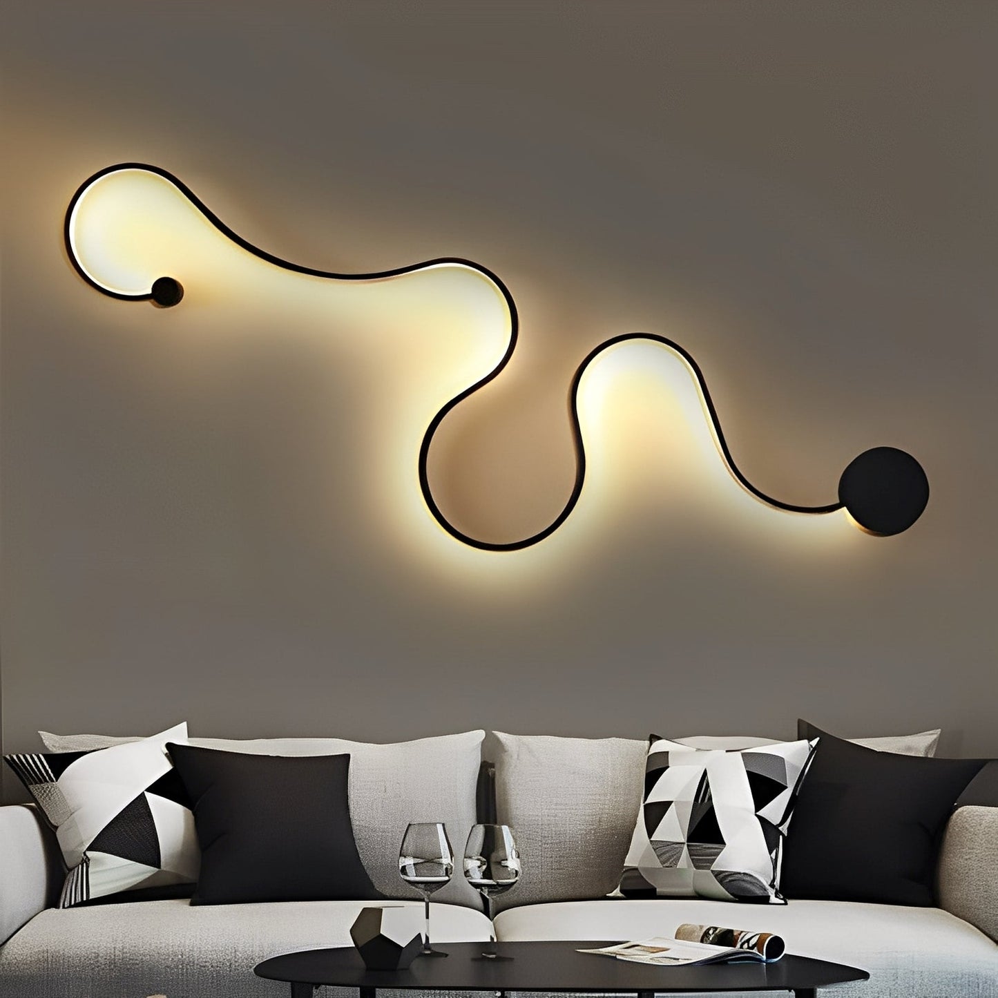 Mya – Einfache LED-Wandleuchte