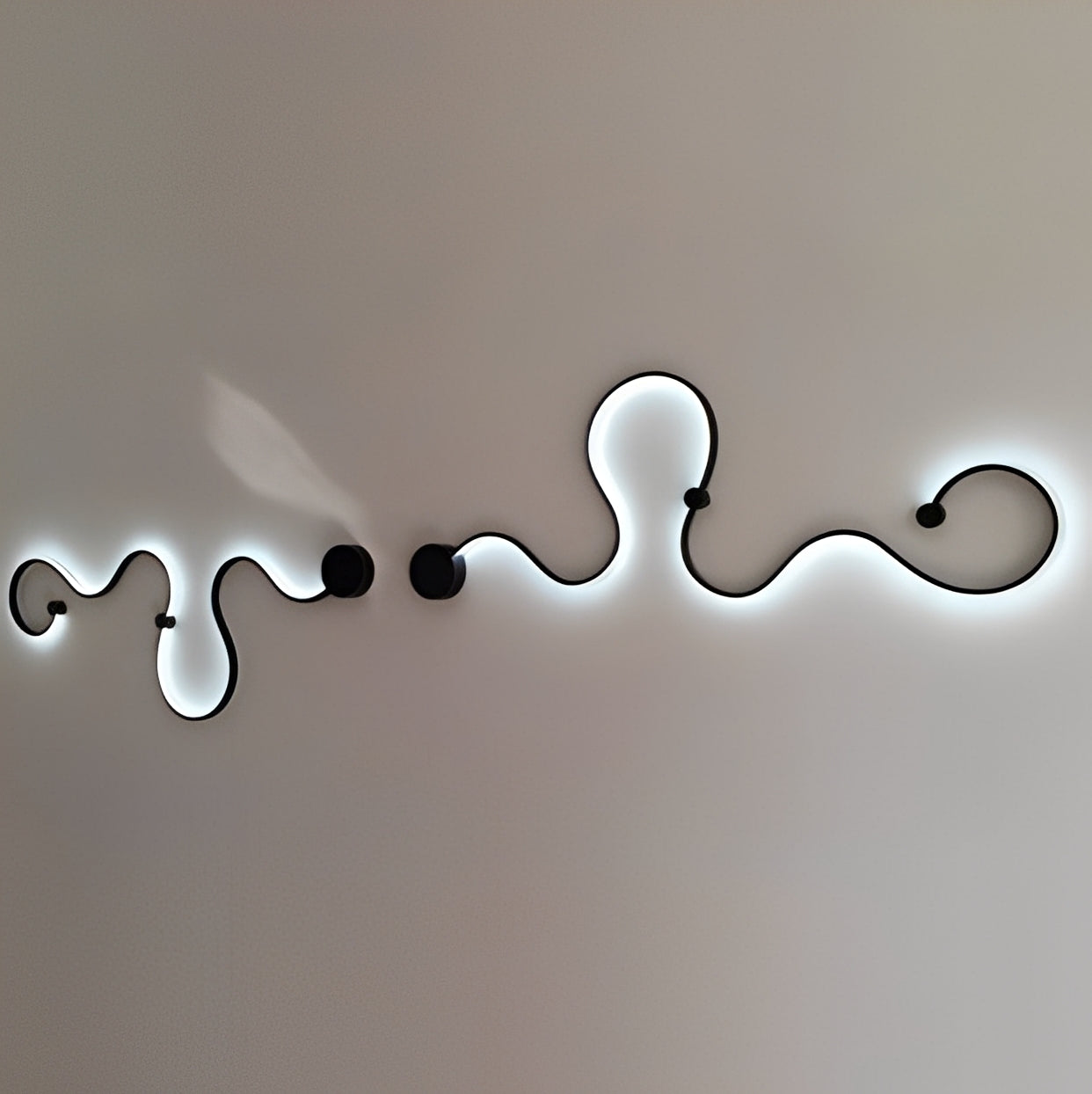 Mya – Einfache LED-Wandleuchte