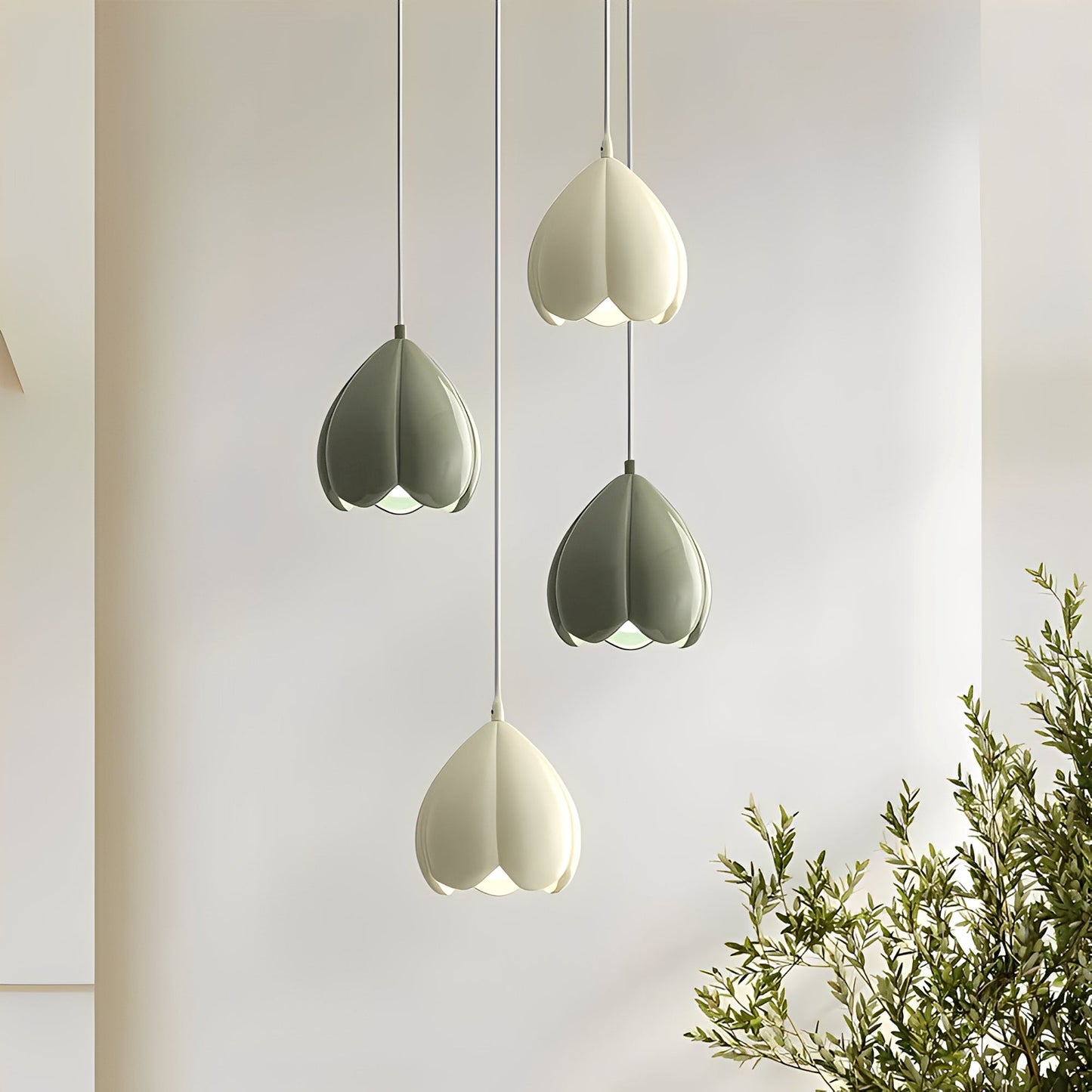 Camille – Hängelampe in Blumenform