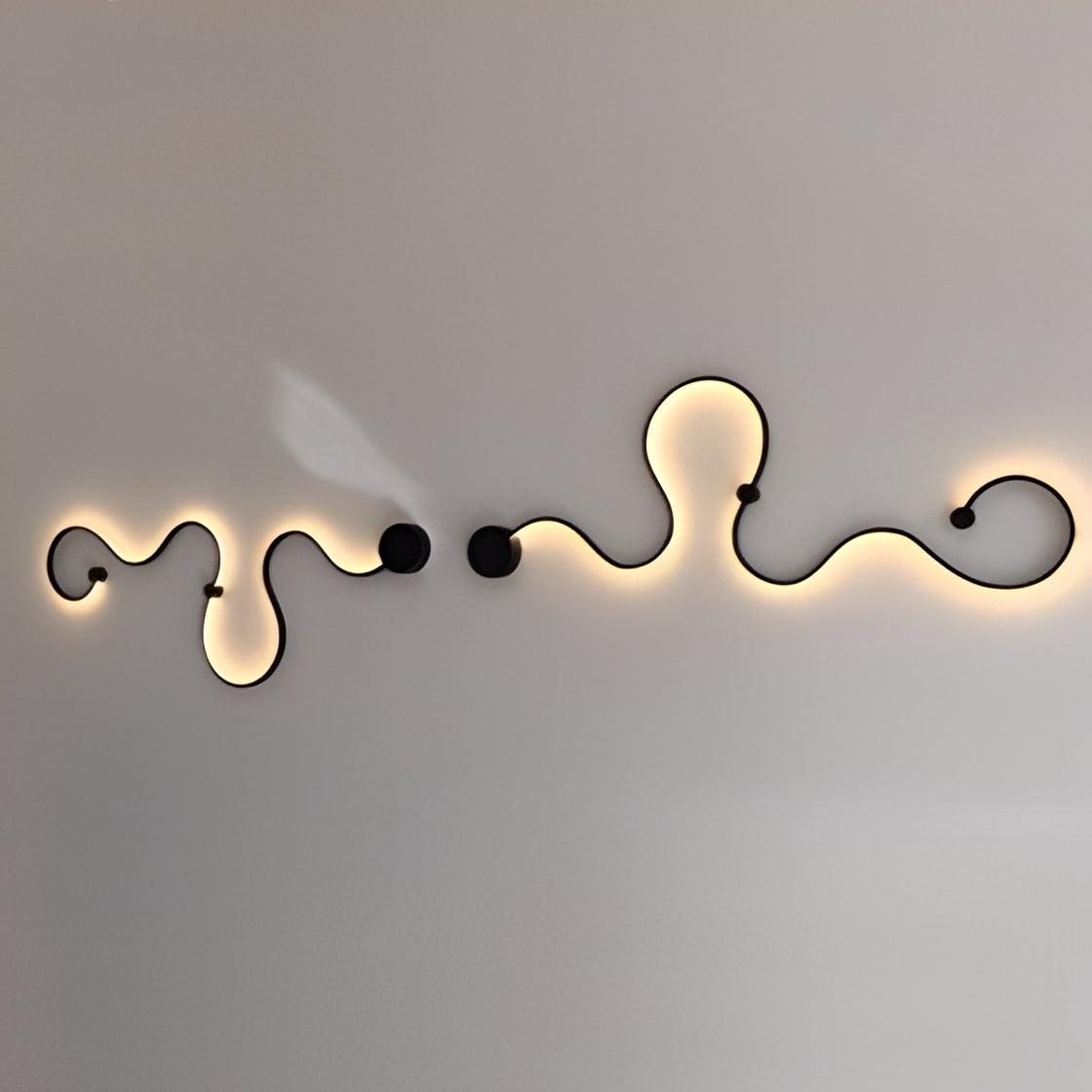 Mya – Einfache LED-Wandleuchte