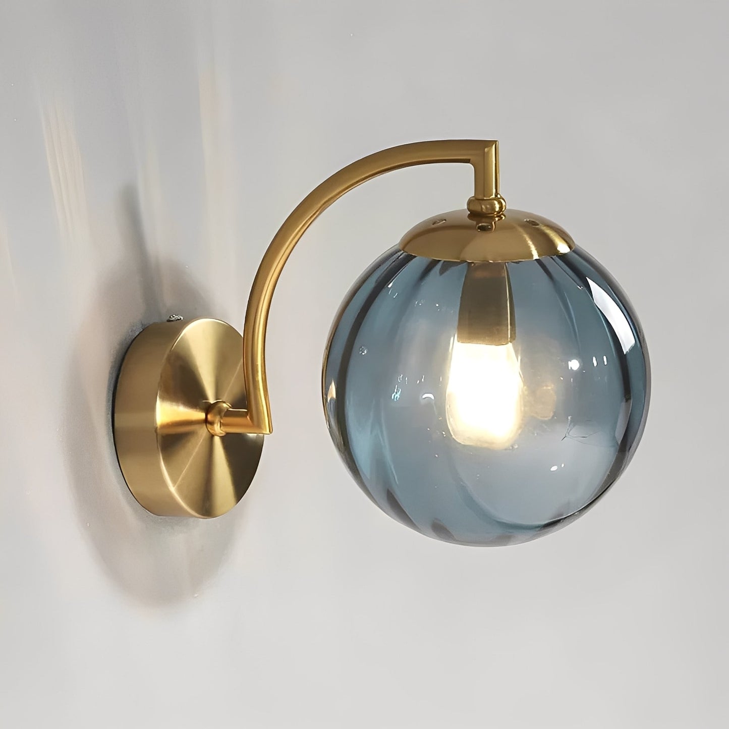 Tessa – Farbige Glas-Wandleuchte
