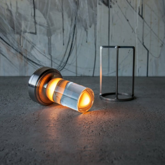 CrystalGlow – Kabellose LED-Kristalllampe im Laternenstil