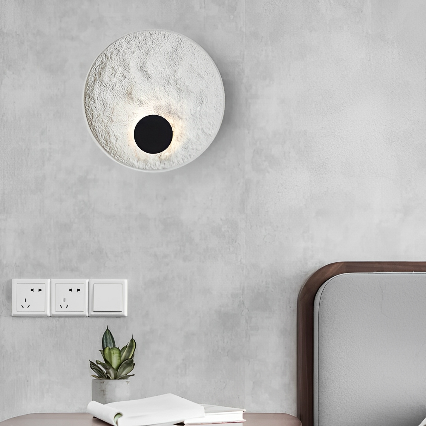 Lunaris – Runde LED-Wandleuchte mit weißem Kugel-Design