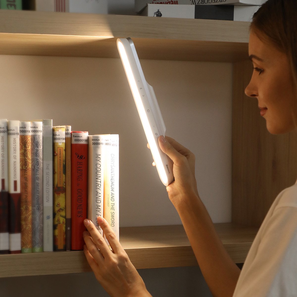 MagnetoDesk – Wiederaufladbare Schreibtischlampe mit Touch-Steuerung