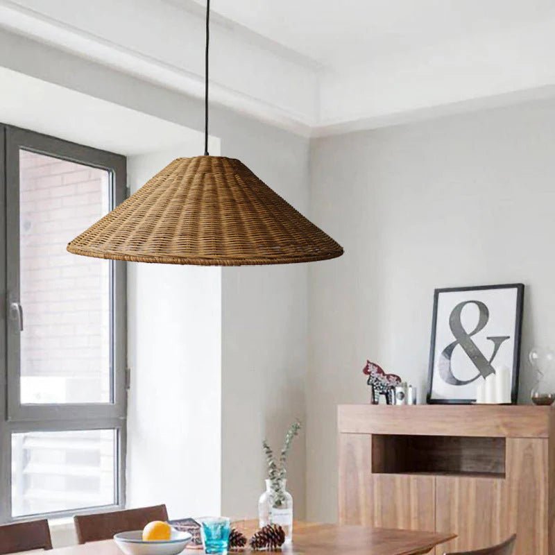 Niva – Boho Pendelleuchte aus Rattan