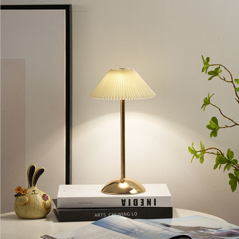 Cleah – Klappbare Nachttischlampe mit Ladestation