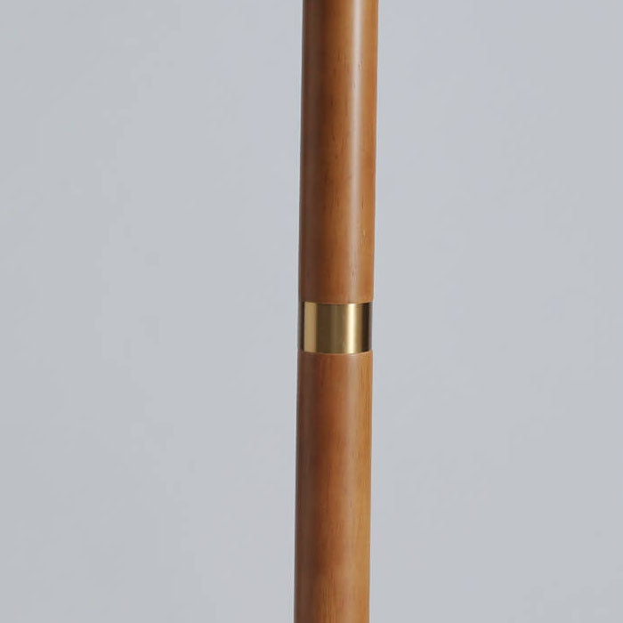 Leandro – Stehlampe aus massivem Holz