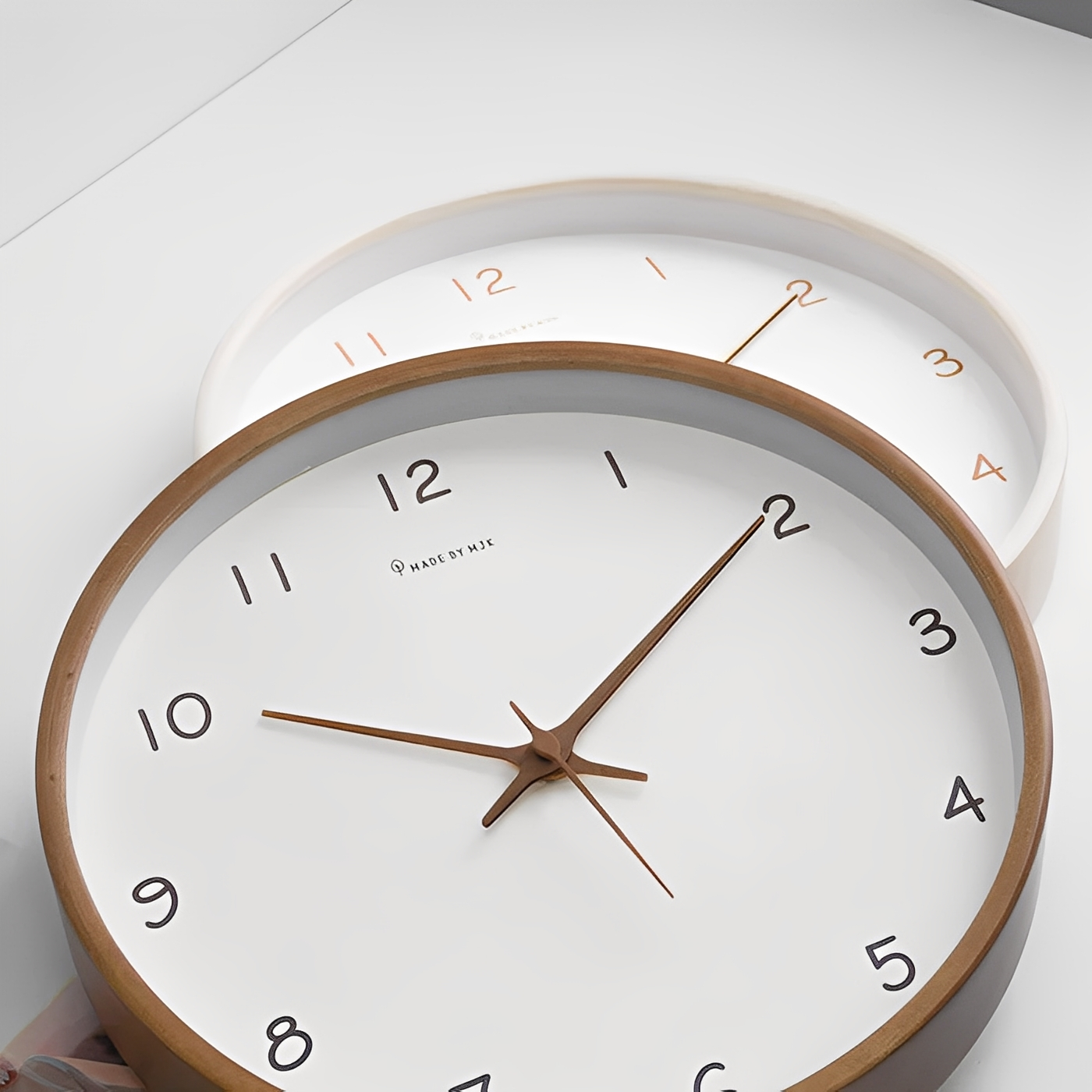 Eren – Geräuschlose Wanduhr
