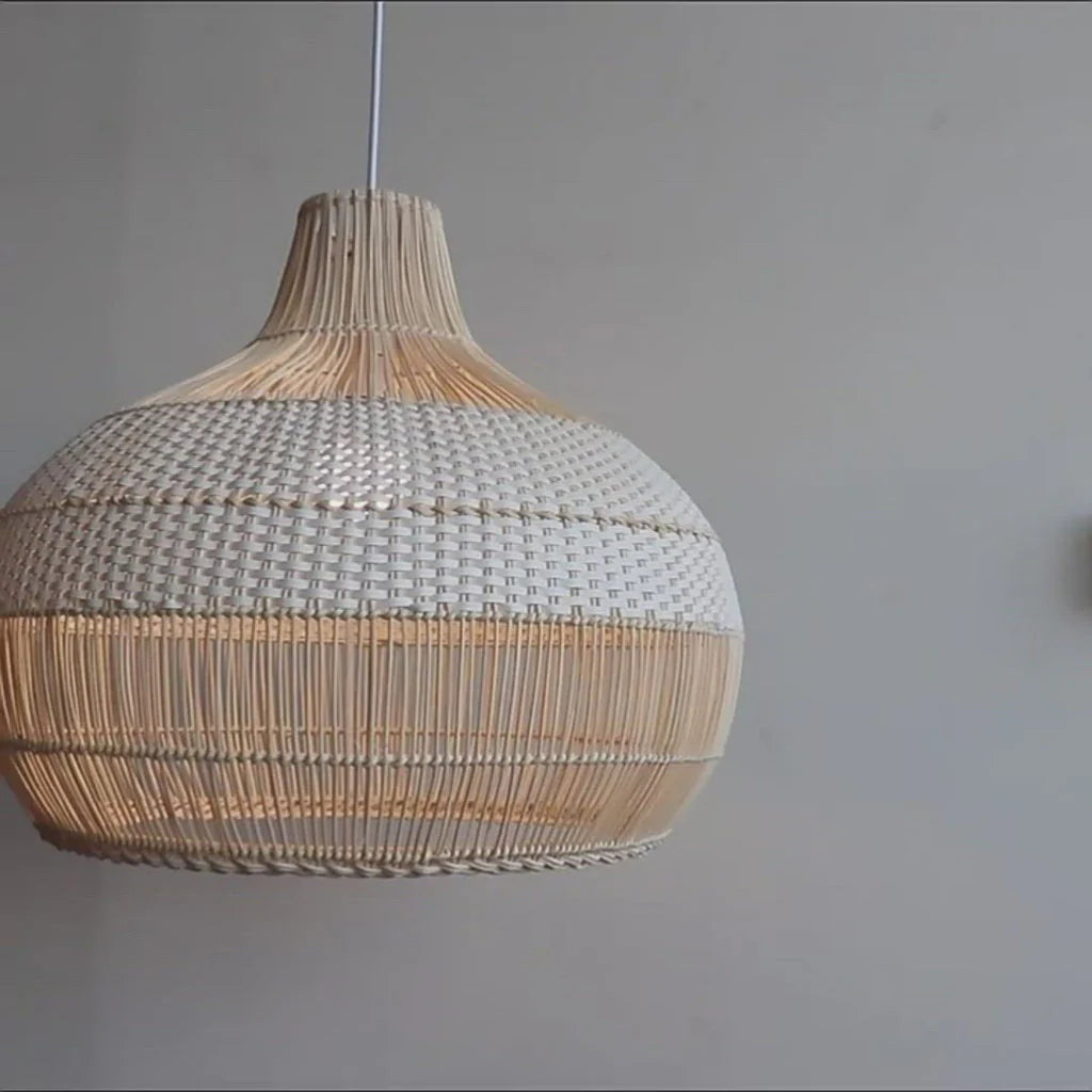 Alva – Pendelleuchte aus natürlichem Rattan