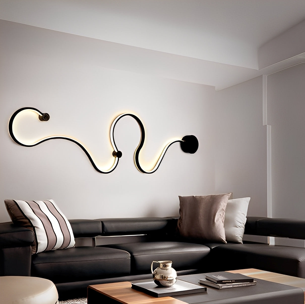 Mya – Einfache LED-Wandleuchte