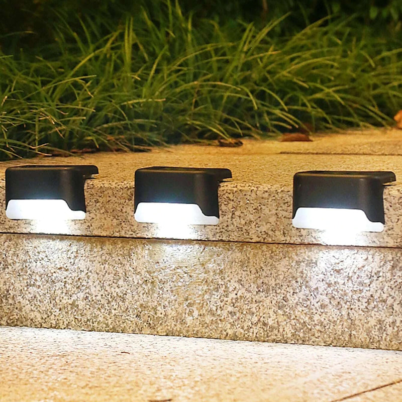 Wetterfeste Solar-Treppenlichter für außen (4er-Set)