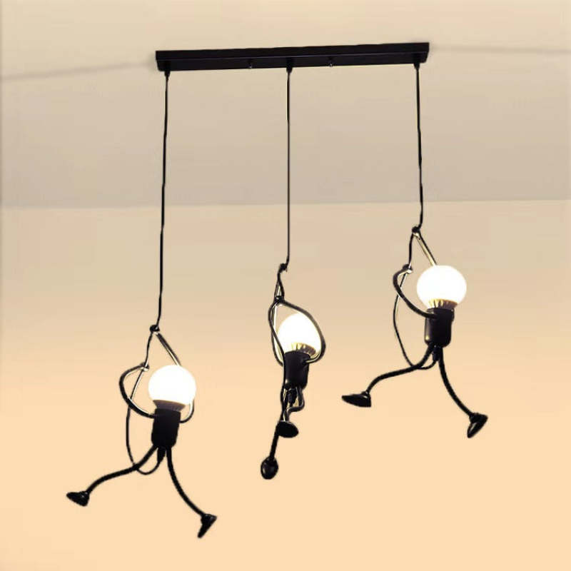 IronRetro – Industrielle Tischlampe im Superhelden-Look