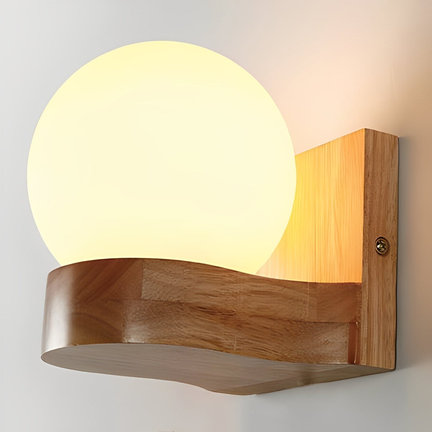 Alvaro – Schicke Holz-Wandlampe