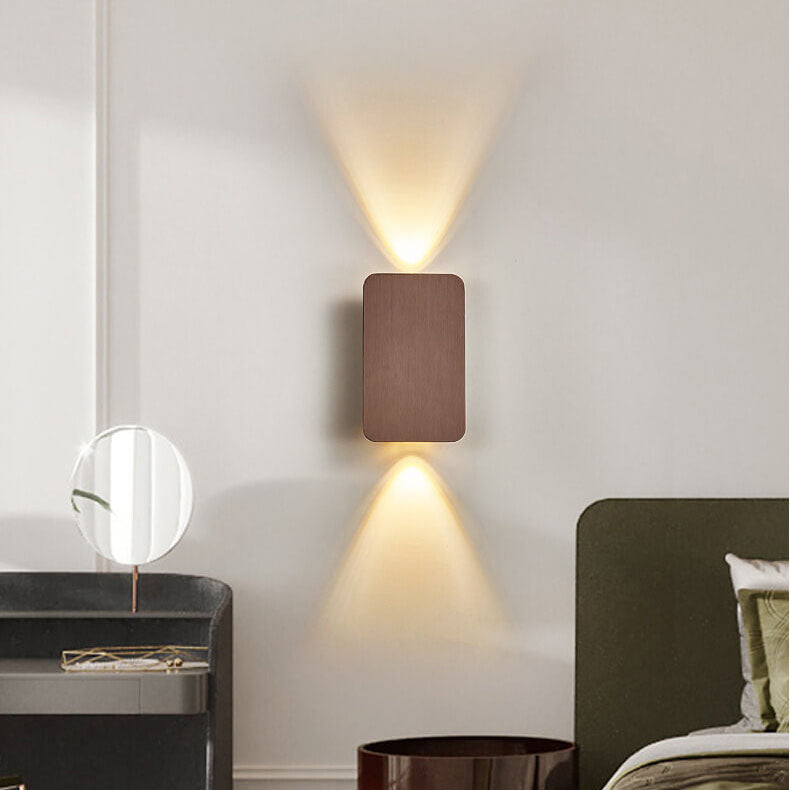 Vera – Schlichte LED Wandlampe