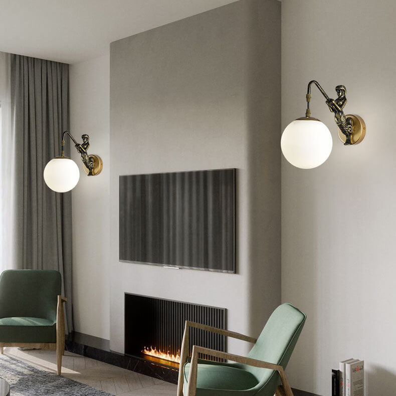 Alodia – Vintage Europäische Wandlampe