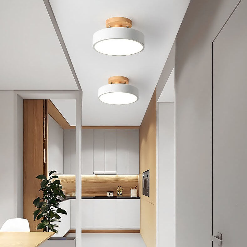 Runde LED-Halbunterputz-Deckenleuchte