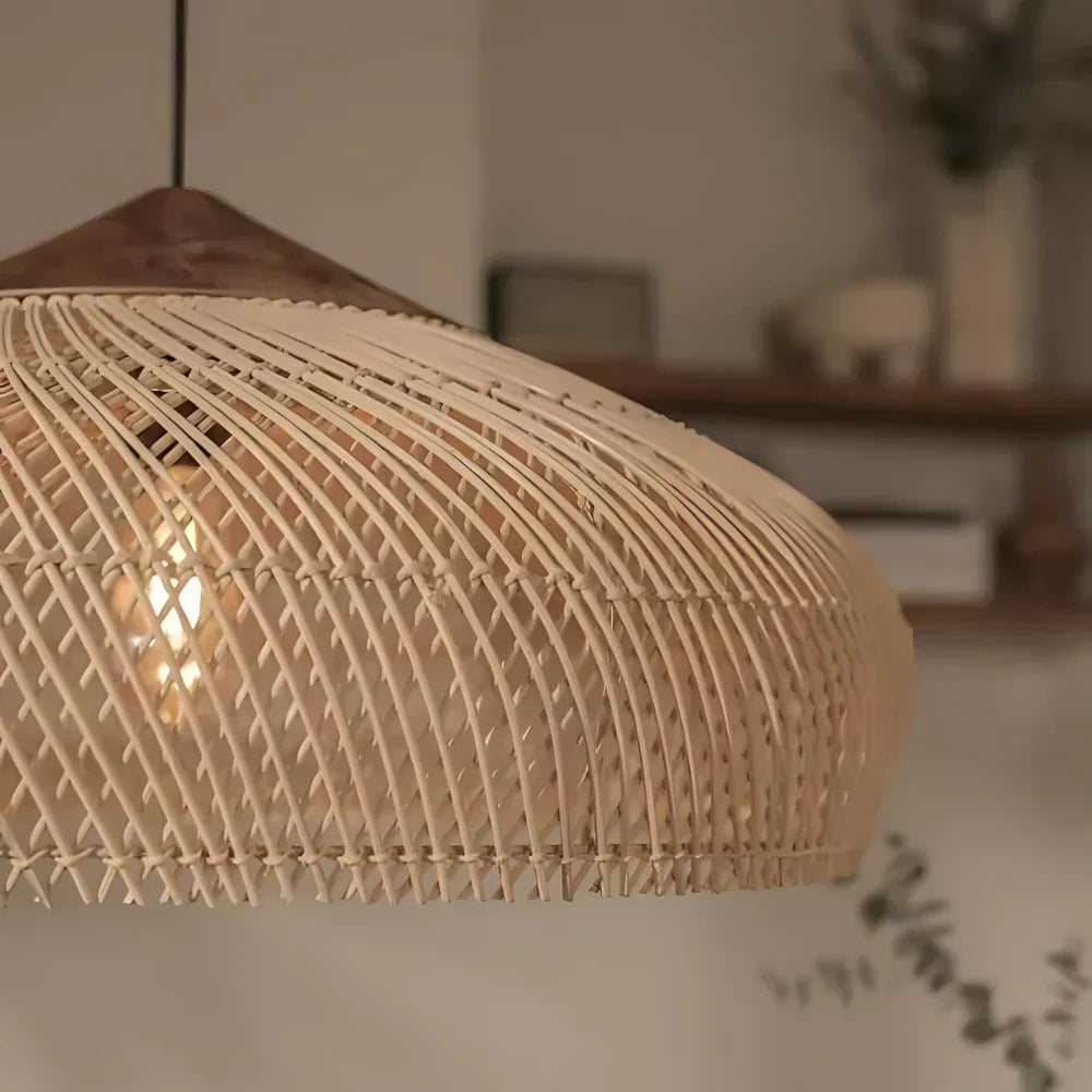 Ella – Asiatische Rattan-Deckenlampe