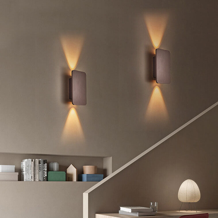 Vera – Schlichte LED Wandlampe