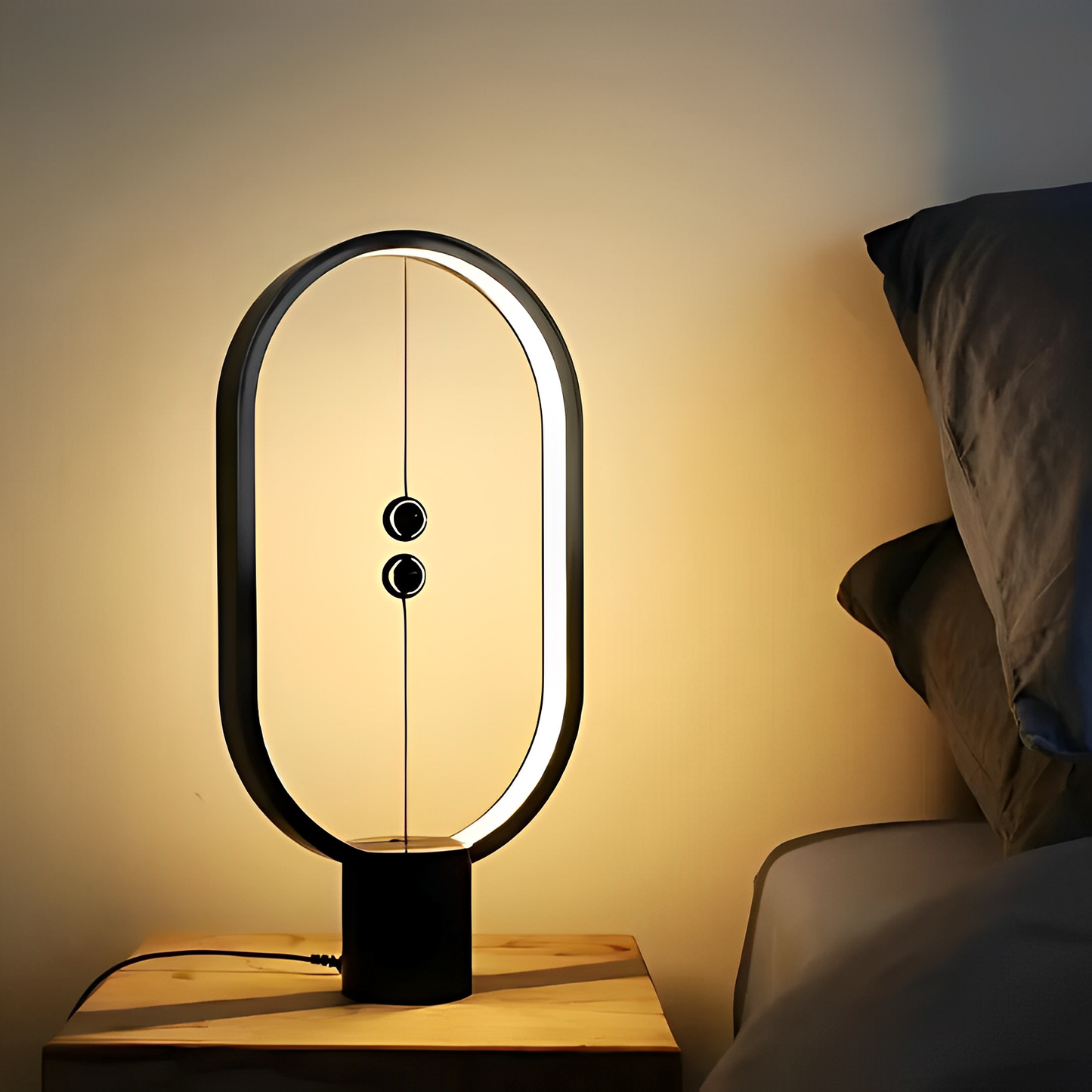 Veliora – Einfache LED Tischlampe