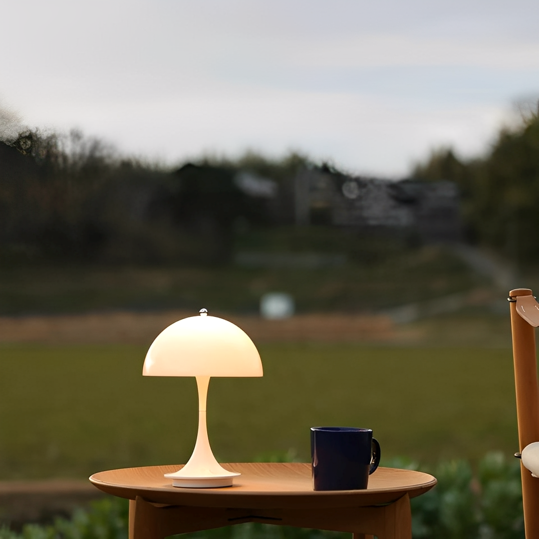 Luma – Originelle Pilz-Tischlampe mit USB-Ladung