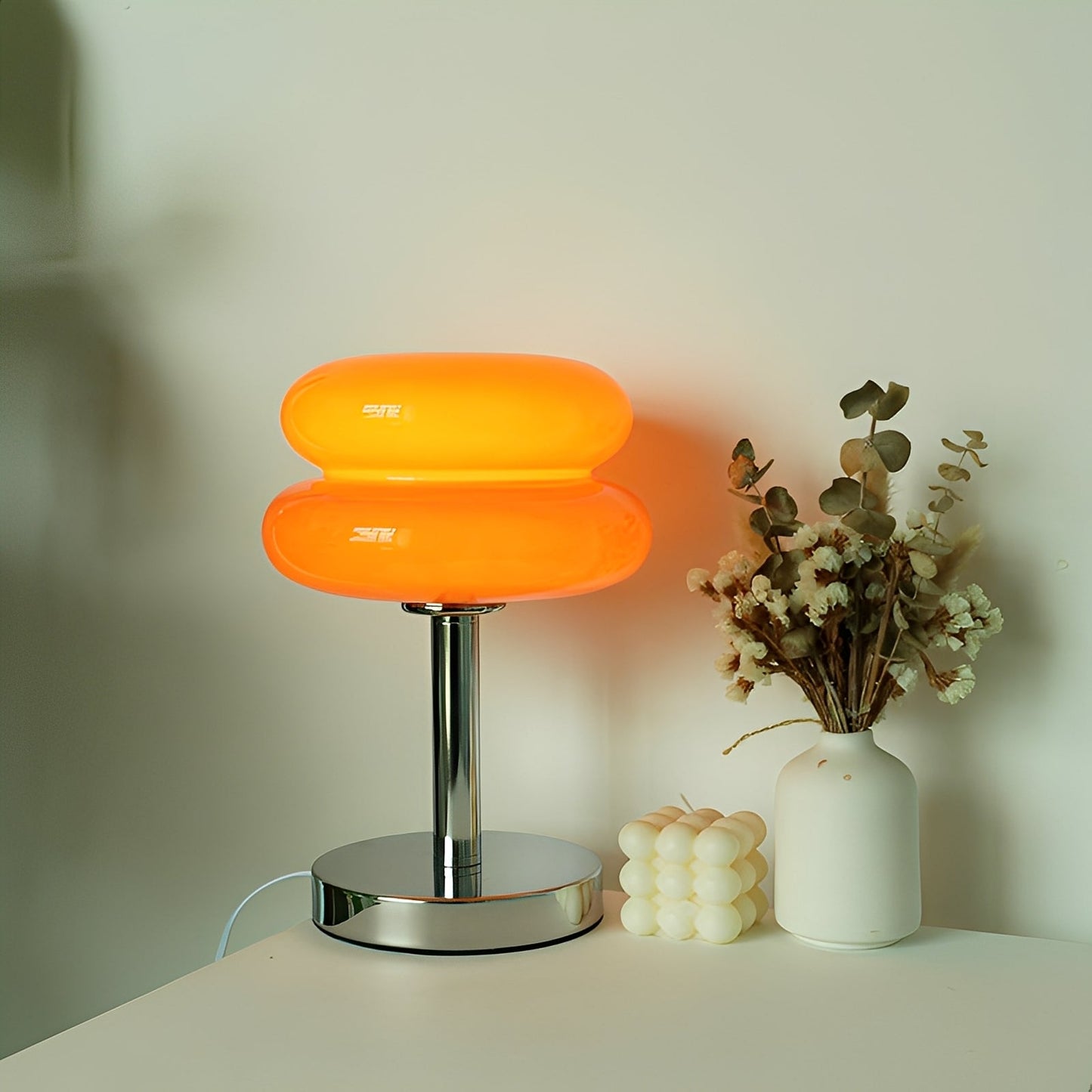 Miyu – Dekorative Glasleuchte im Cream-Design