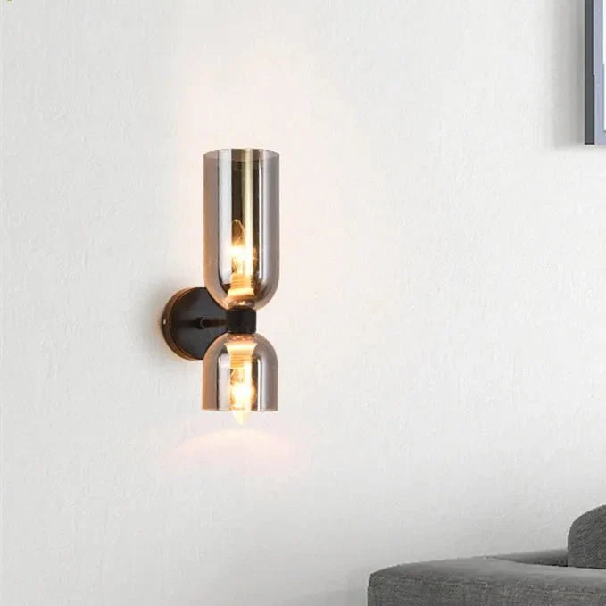 DuoGlas – Doppelköpfige LED-Wandleuchte