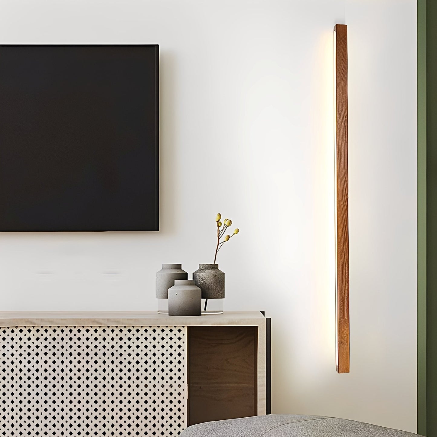 Muto – Lineare Holz-Wandlampe