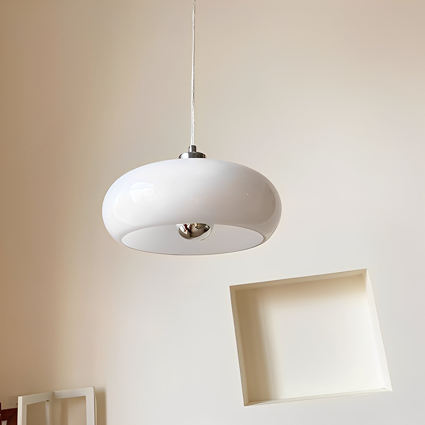 Noemi – Bauhaus Retro Restaurantlampe