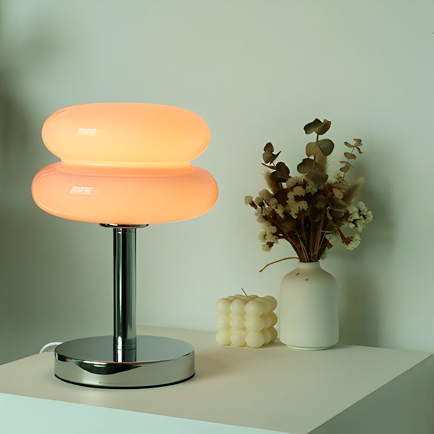 Miyu – Dekorative Glasleuchte im Cream-Design