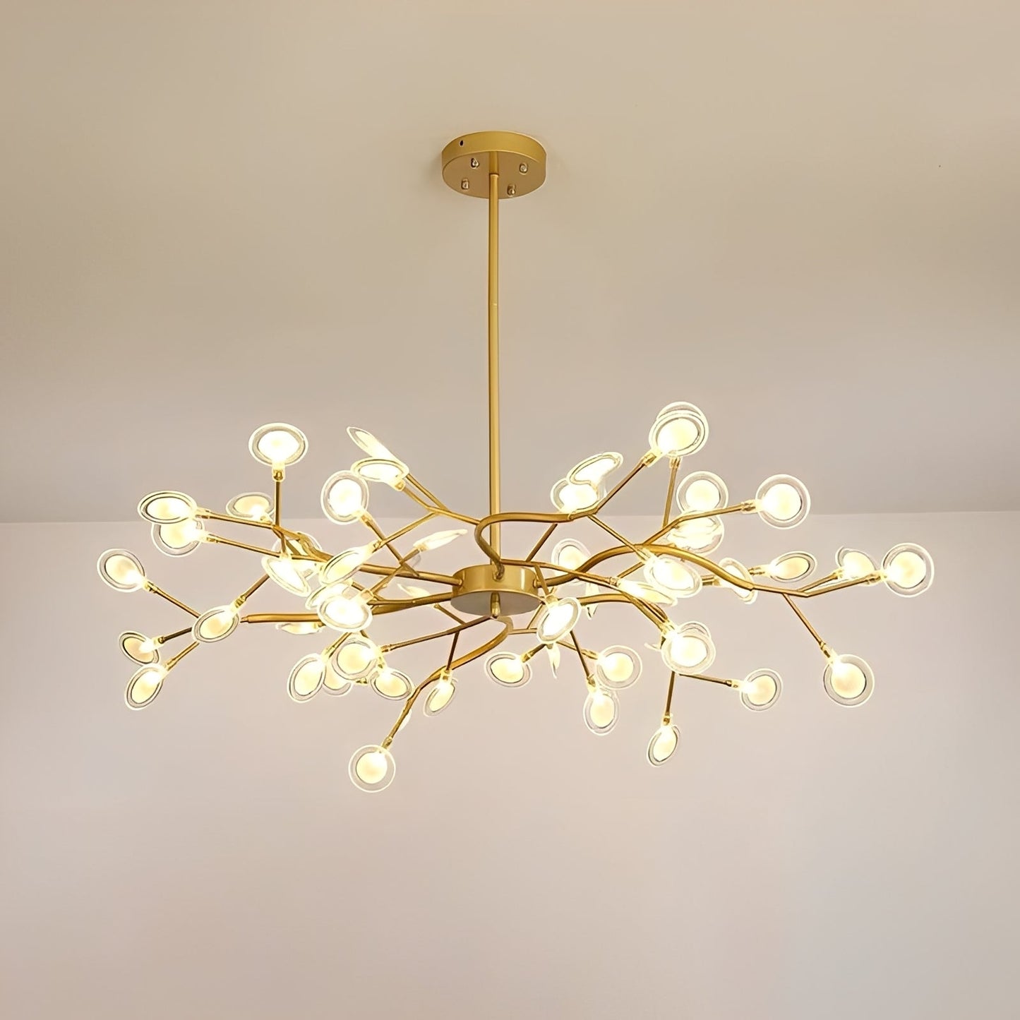 Auri – Angepasster Goldener Moderner Kronleuchter