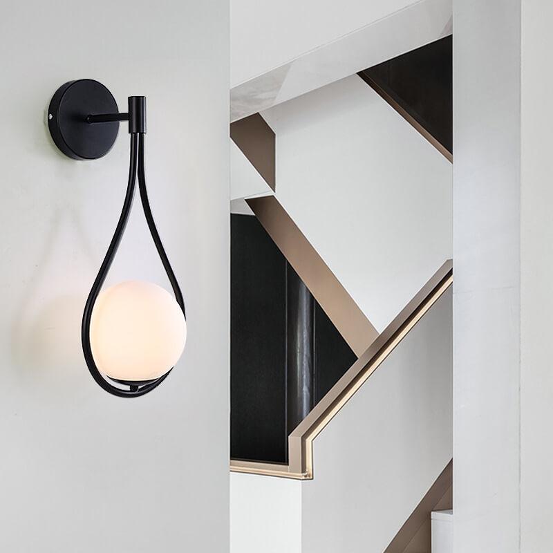 Astrid – Einfache nordische Wandlampe