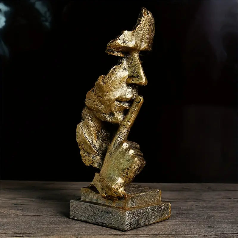 Roj – Goldene Dekoration