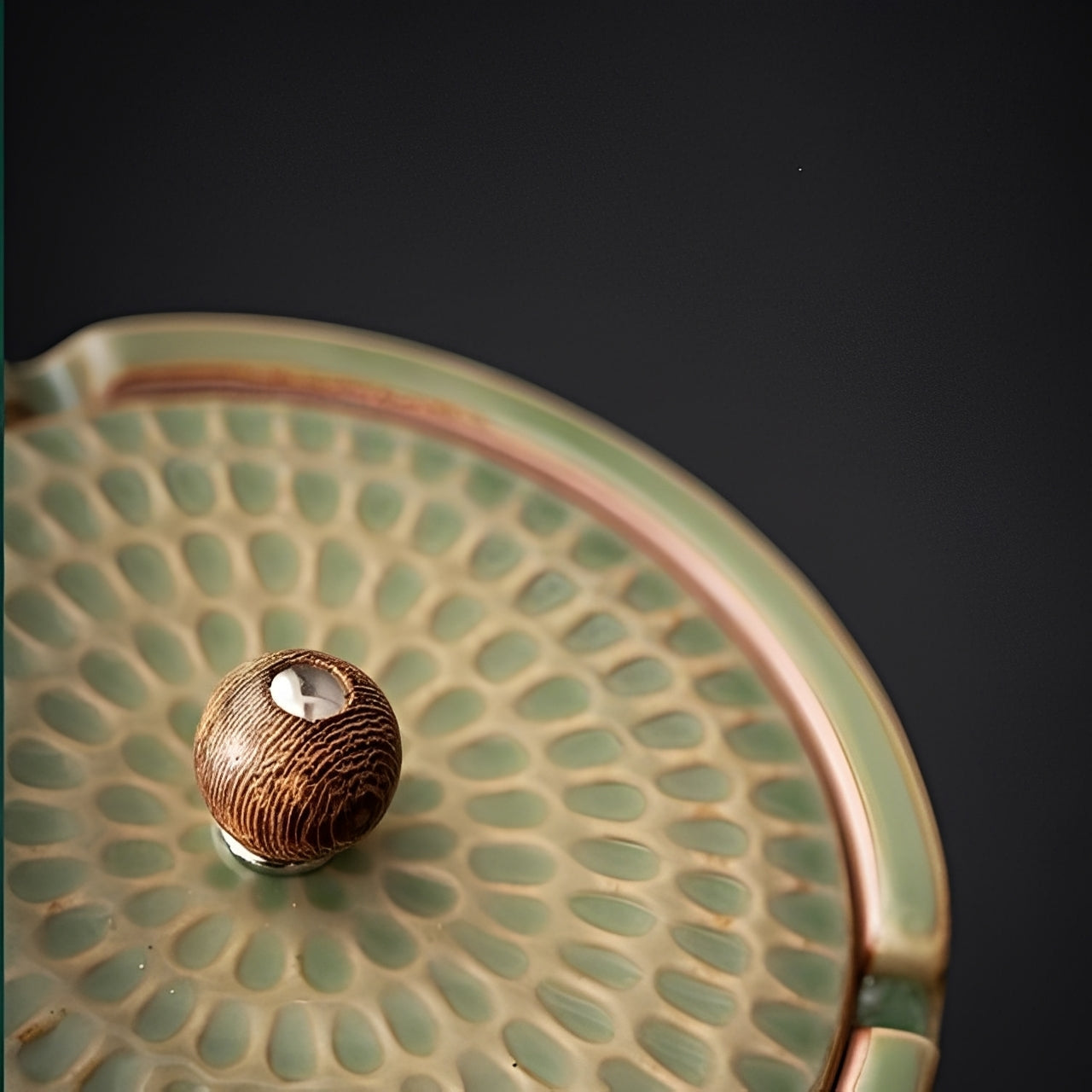 Ming – Keramikaschenbecher mit Deckel im traditionellen China-Stil