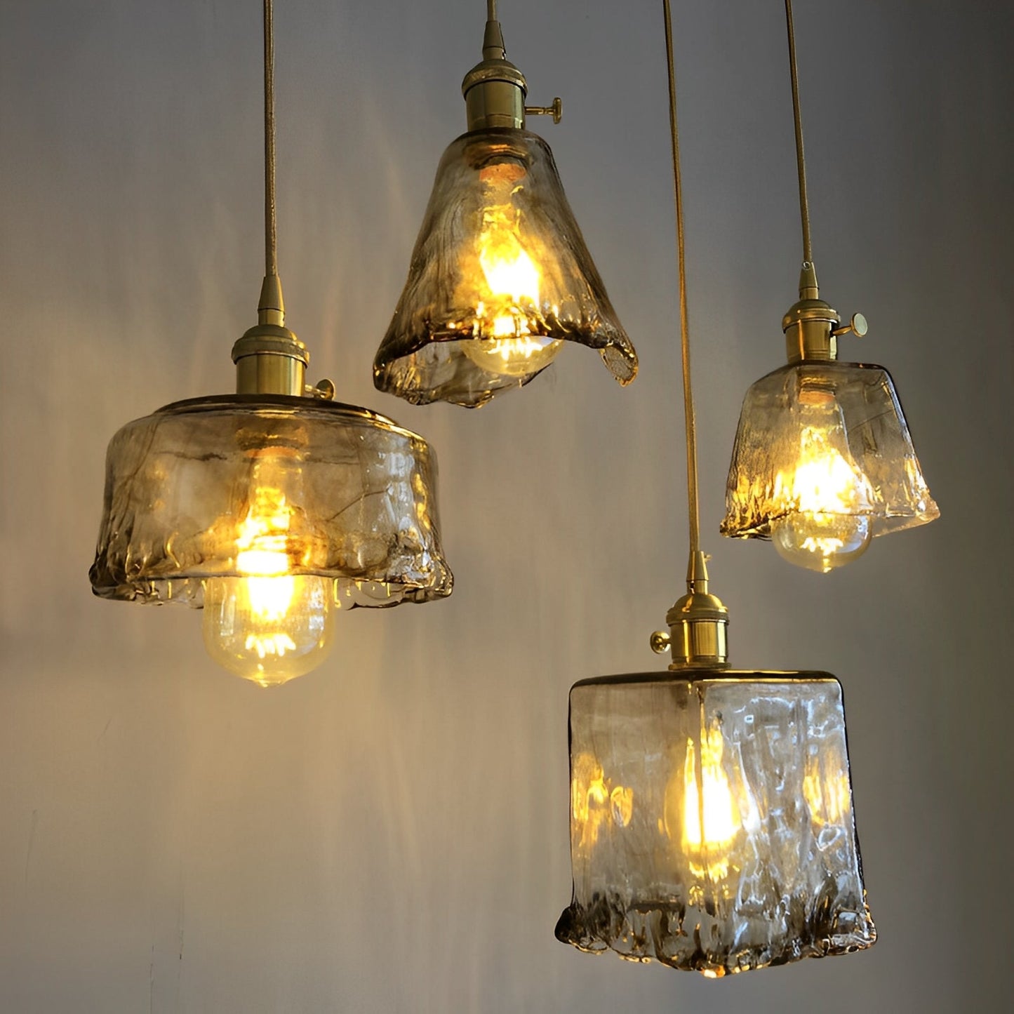 Claribel – Retro Hängelampe mit Alabaster-Glas