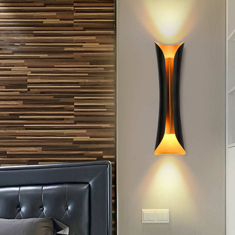 Aeris – LED-Leuchte für Wand, Flur & Außenbereich