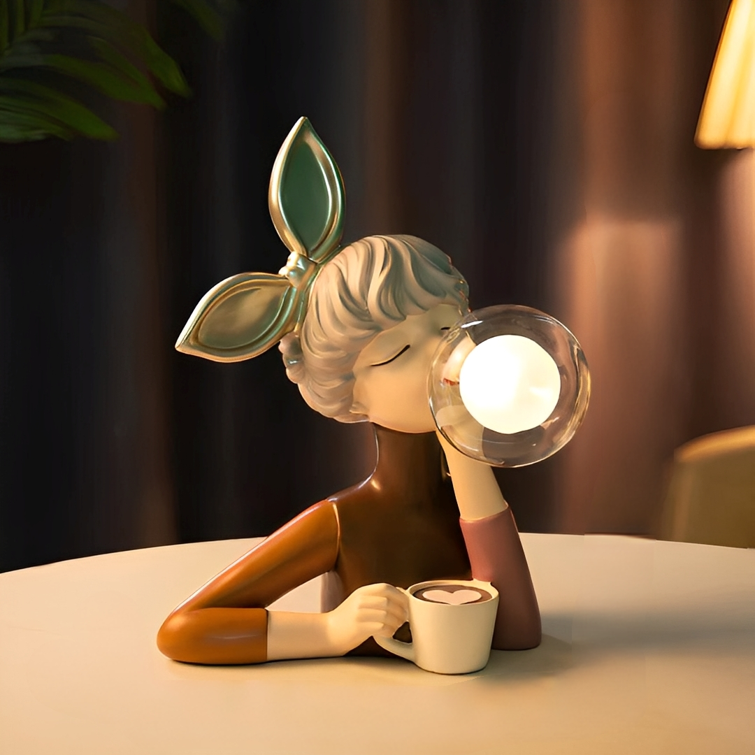 Mavie – Nordische Bubble Girl Tischleuchte