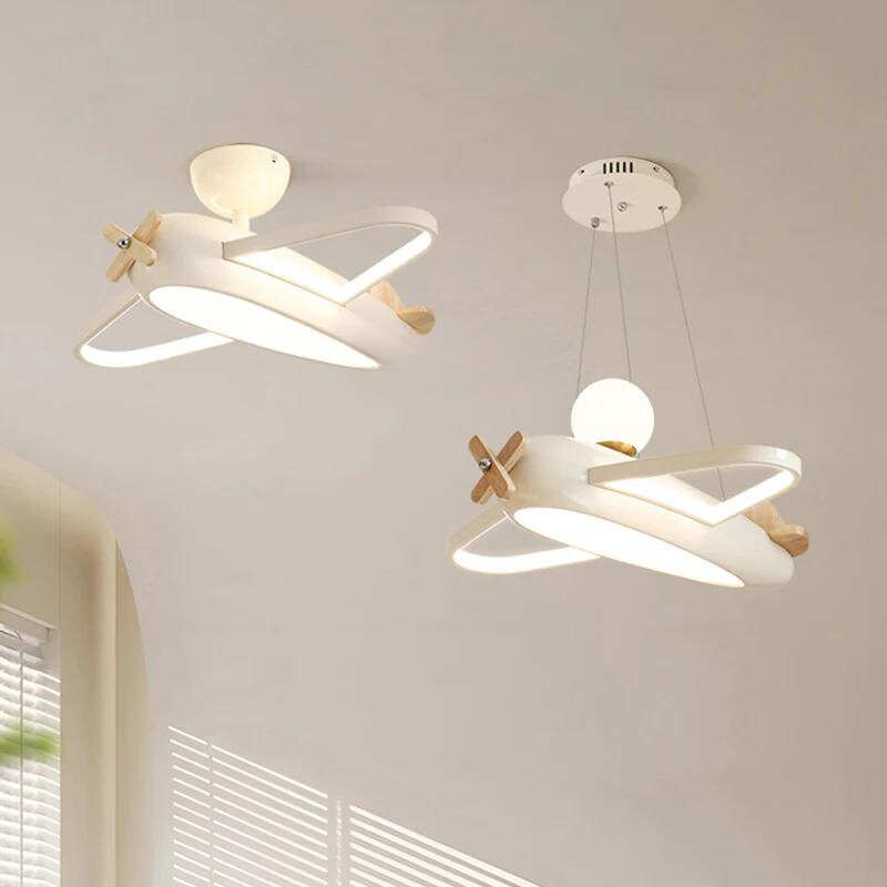 Aerilo – Flugzeug-Stil Deckenlampe für zauberhafte Lichtmomente