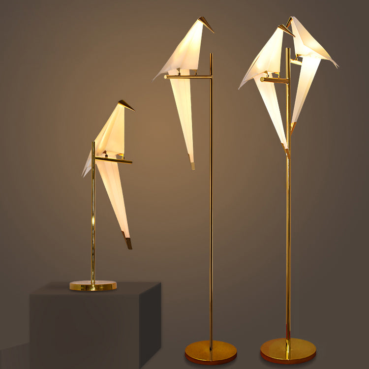 OriBird – Elegante Wandlampe in Origami-Vogelform