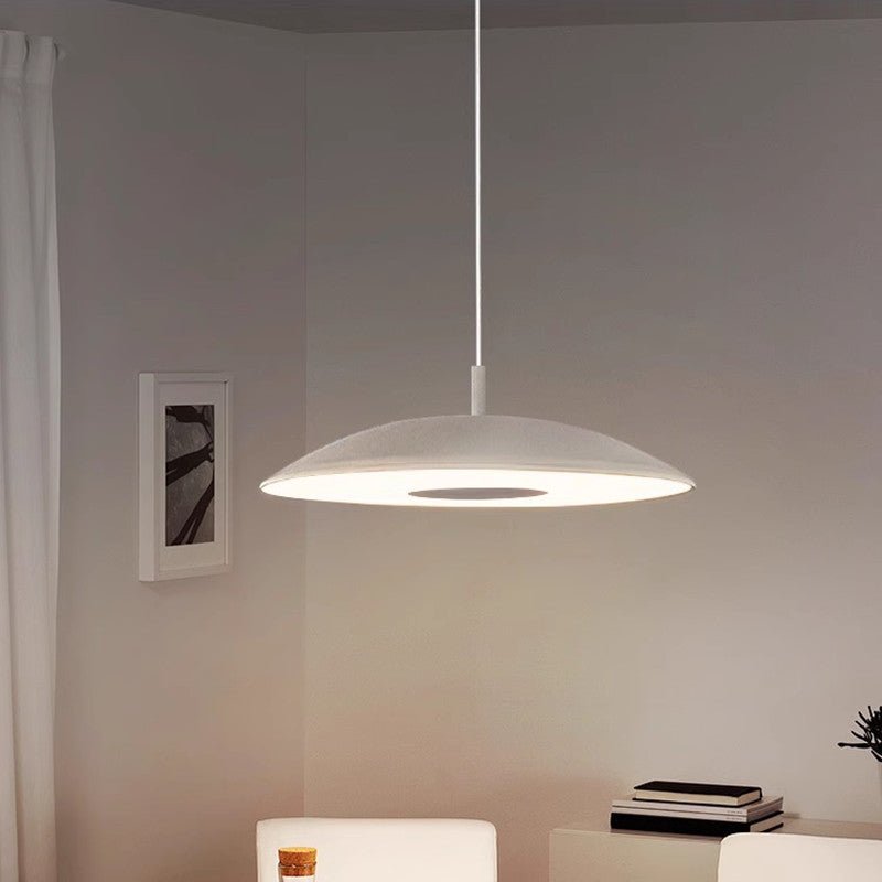 Inari – Deckenleuchte im minimalistischen Bauhaus-Design
