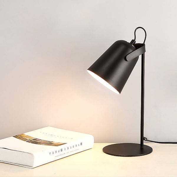 Soren – Nordische LED Tischlampe