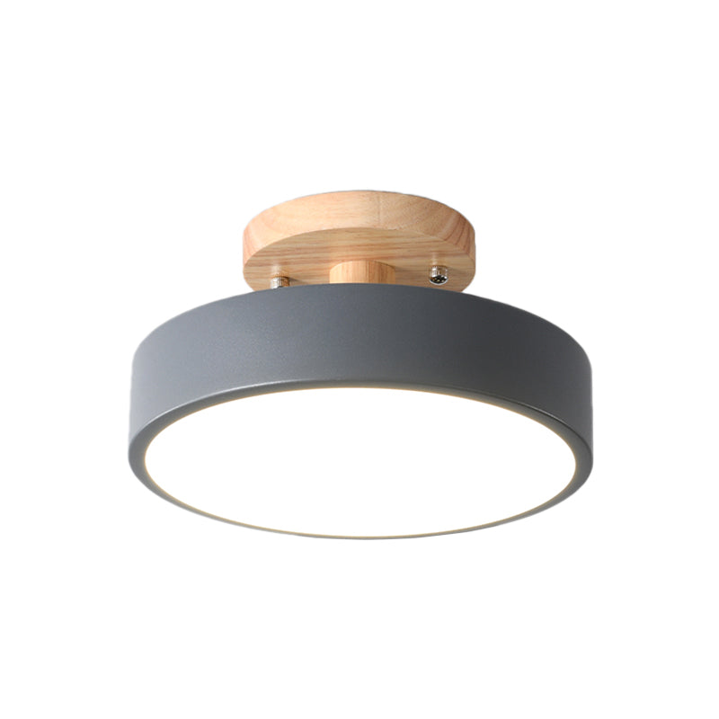 Lunira – Bunte Eisen-Deckenlampe mit Holzelement
