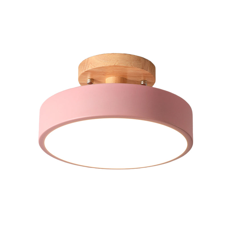 Lunira – Bunte Eisen-Deckenlampe mit Holzelement