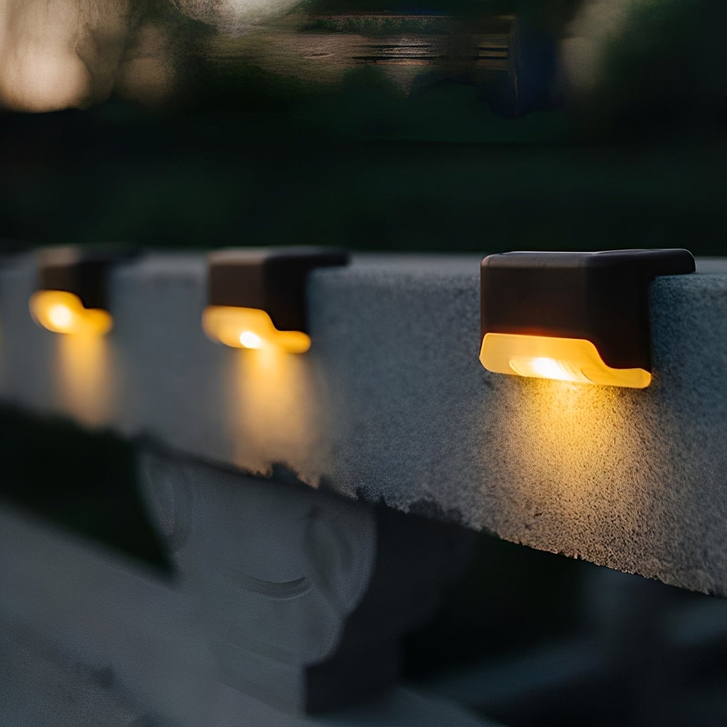 Solis – Solarbetriebene LED-Treppenlampe