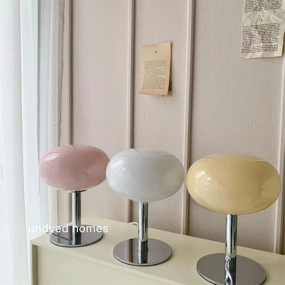 PopLight – Bunte Bauhaus-Tischlampe mit Retro-Charme
