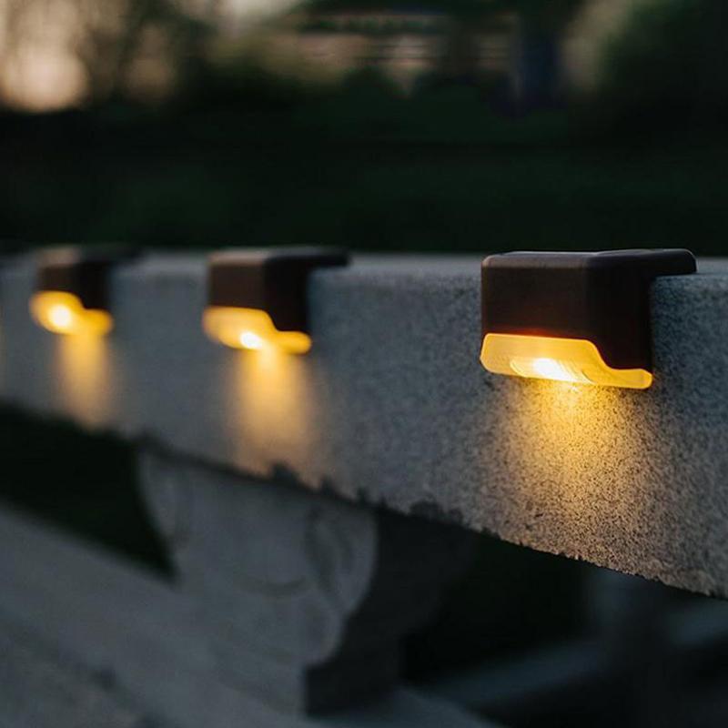 Wetterfeste Solar-Treppenlichter für außen (4er-Set)