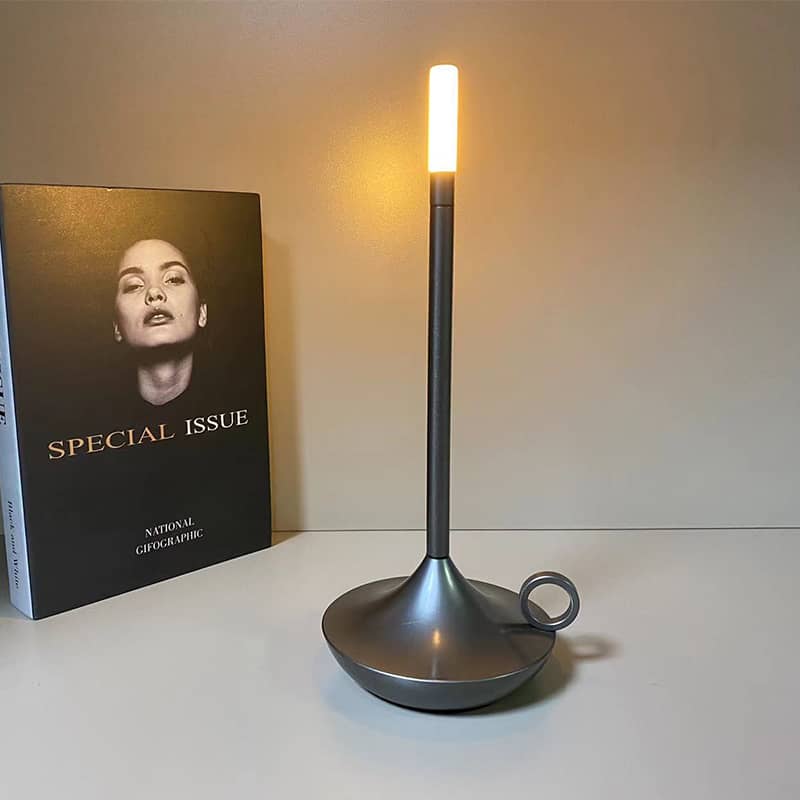 NordLicht – Skandinavischer Kerzenleuchter mit modernem Minimalismus