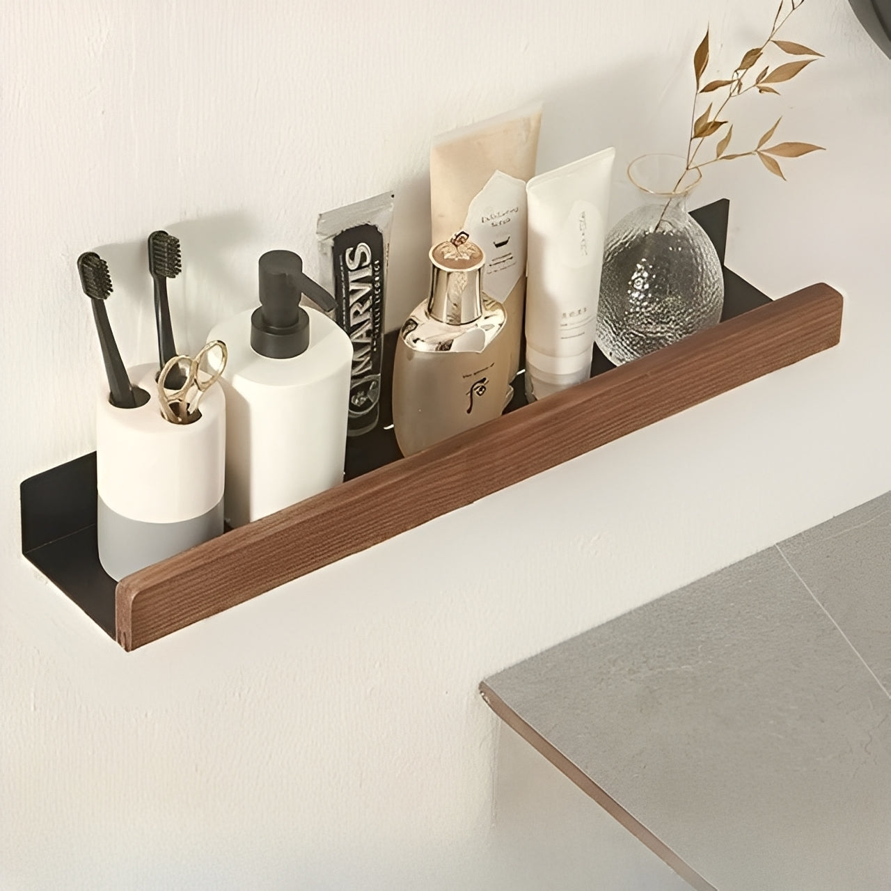 Troy – Elegantes Badezimmeregal aus Massivholz ohne Bohren