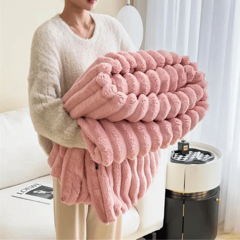 Nola – Dicke Flanell-Decke im skandinavischen Stil